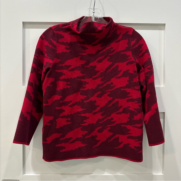 Chico’s Red Pattern Sweater Top - Picture 1 of 7